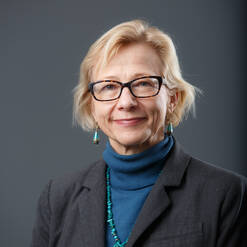 Ruth E. Berggren