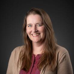 Elizabeth  E.  Nelsen