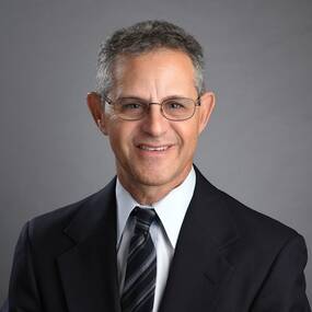 Kenneth J. Weintraub